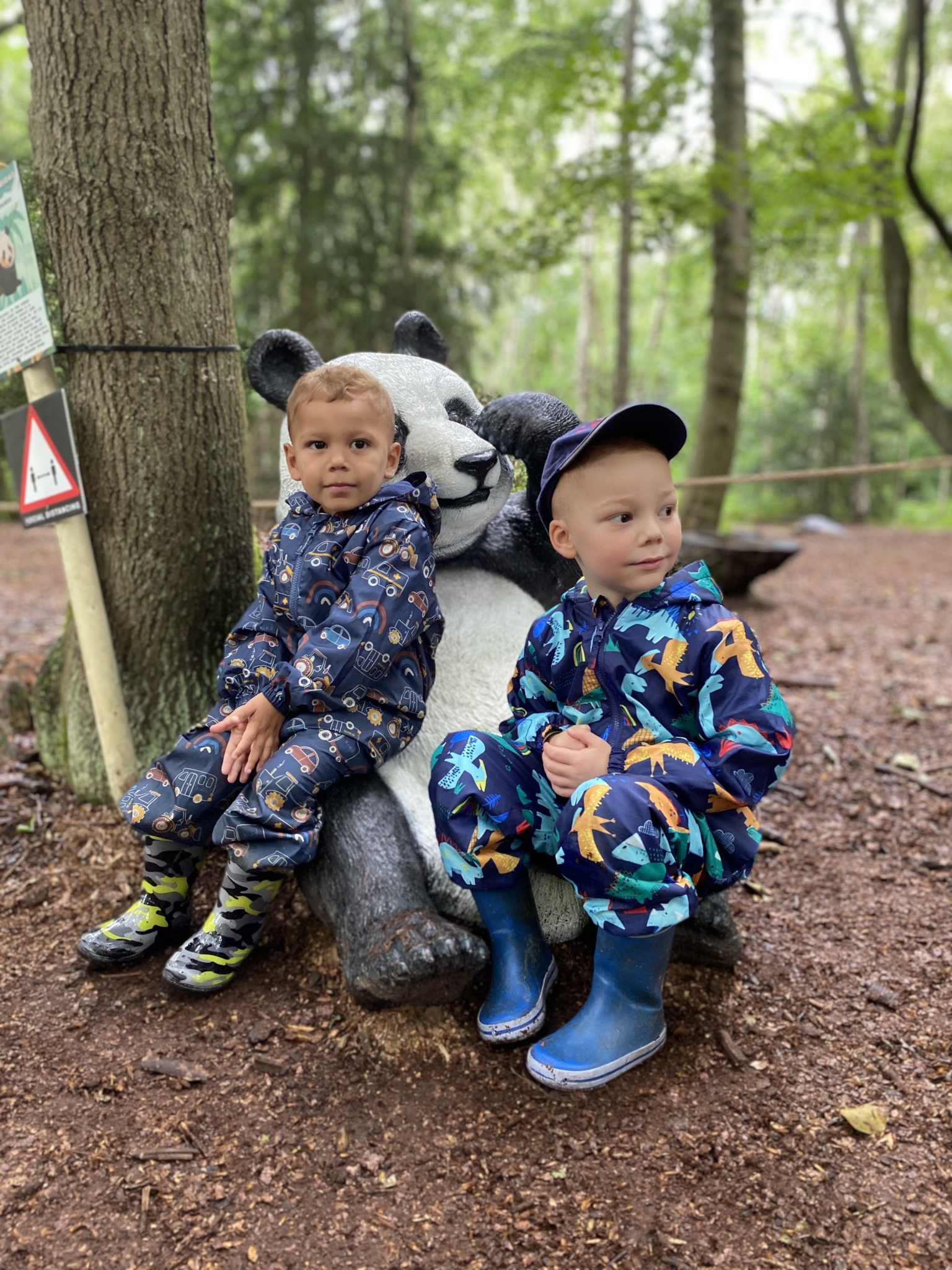 Cameo and Marlo with Panda Statue